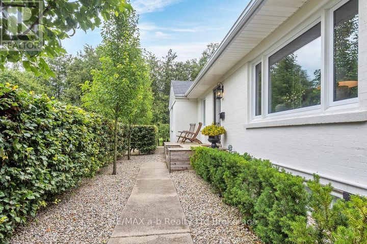 50-main-street-e-norwich-norwich-town-04 at 50 Main Street E, Norwich (Norwich Town)