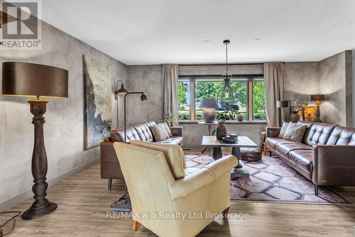 50-main-street-e-norwich-norwich-town-21 at 50 Main Street E, Norwich (Norwich Town)