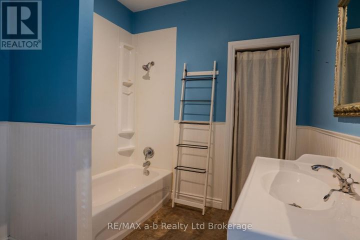 9-elgin-street-west-norwich-norwich-town-21 at 9 Elgin Street West, Norwich (Norwich Town)