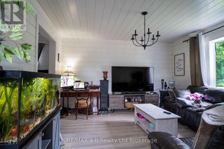 14-old-vienna-road-tillsonburg-08 at 14 Old Vienna Road, Tillsonburg