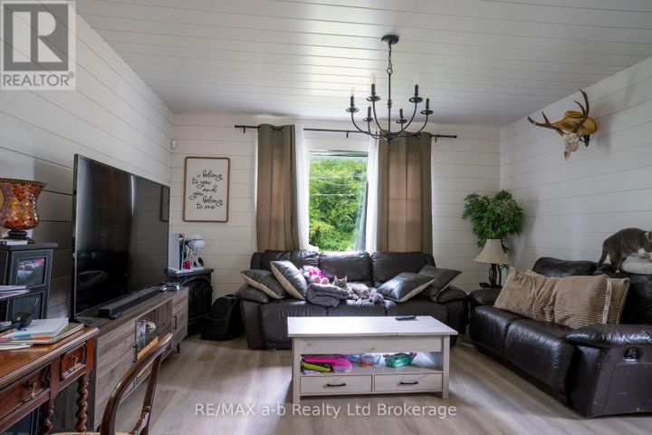 14-old-vienna-road-tillsonburg-09 at 14 Old Vienna Road, Tillsonburg