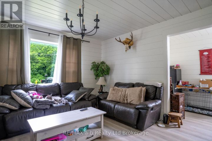 14-old-vienna-road-tillsonburg-11 at 14 Old Vienna Road, Tillsonburg 14-old-vienna-road-tillsonburg-11 at 14 Old Vienna Road, Tillsonburg