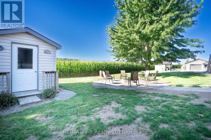 324500-mount-elgin-road-south-west-oxford-06 at 324500 Mount Elgin Road, South-West Oxford