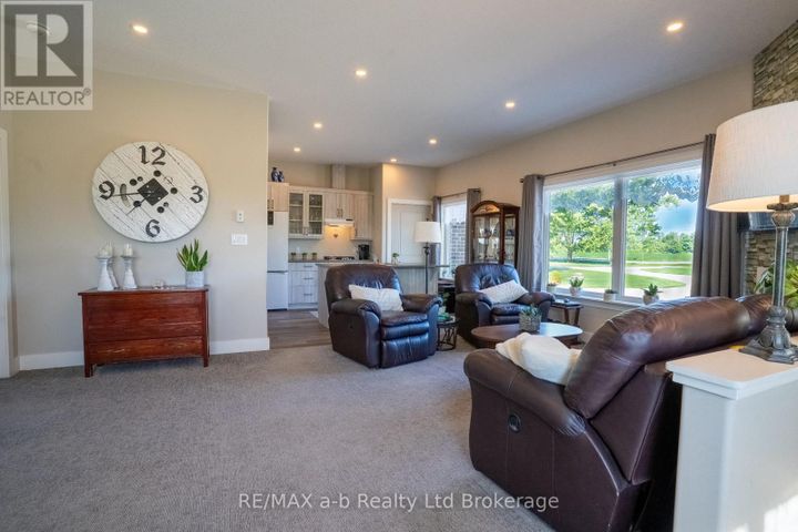 324500-mount-elgin-road-south-west-oxford-08 at 324500 Mount Elgin Road, South-West Oxford