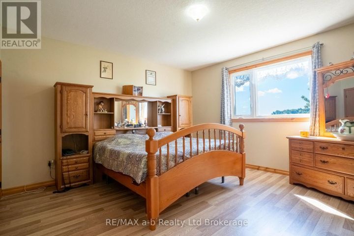 324500-mount-elgin-road-south-west-oxford-20 at 324500 Mount Elgin Road, South-West Oxford