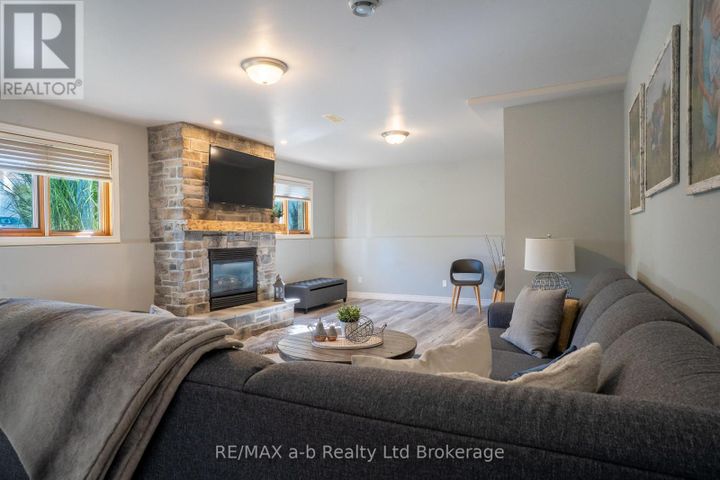 812213-base-line-norwich-hawtrey-19 at 812213 Base Line, Norwich (Hawtrey)