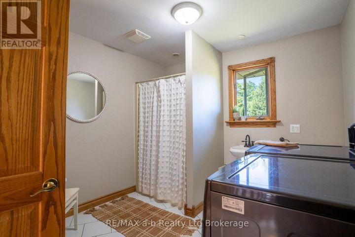 812213-base-line-norwich-hawtrey-27 at 812213 Base Line, Norwich (Hawtrey)