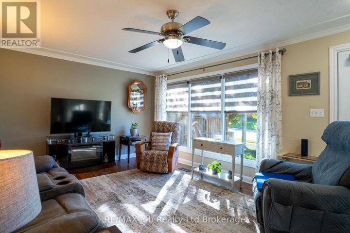 865-alice-street-woodstock-woodstock-south-08 at 865 Alice Street, Woodstock (Woodstock - South)