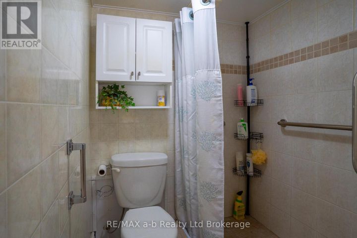 865-alice-street-woodstock-woodstock-south-20 at 865 Alice Street, Woodstock (Woodstock - South)