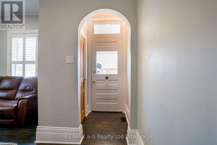 671-henry-street-woodstock-woodstock-south-13 at 671 Henry Street, Woodstock (Woodstock - South)