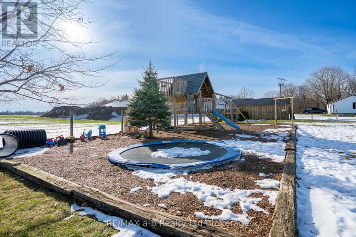 662-windham-6-road-norfolk-08 at 662 Windham 6 Road, Norfolk