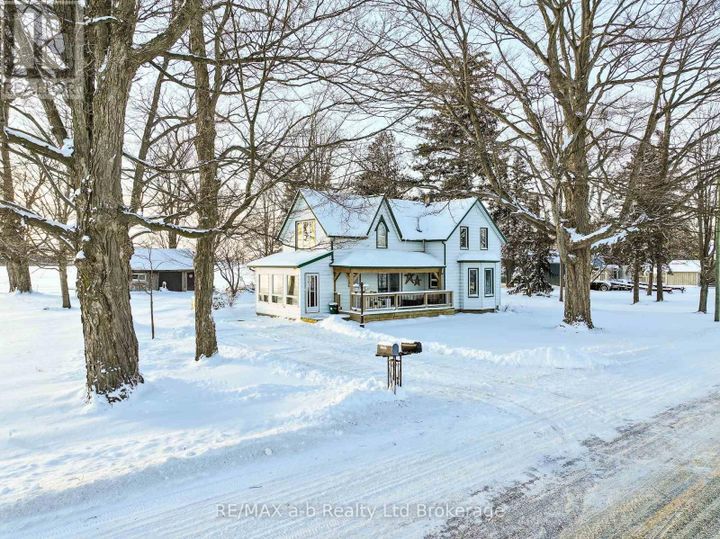 312895-dereham-line-south-west-oxford-dereham-centre-01 at 312895 Dereham Line, South-West Oxford (Dereham Centre)