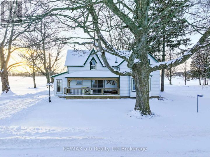 312895-dereham-line-south-west-oxford-dereham-centre-03 at 312895 Dereham Line, South-West Oxford (Dereham Centre)