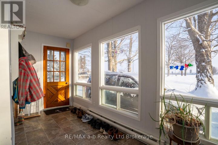 312895-dereham-line-south-west-oxford-dereham-centre-13 at 312895 Dereham Line, South-West Oxford (Dereham Centre)