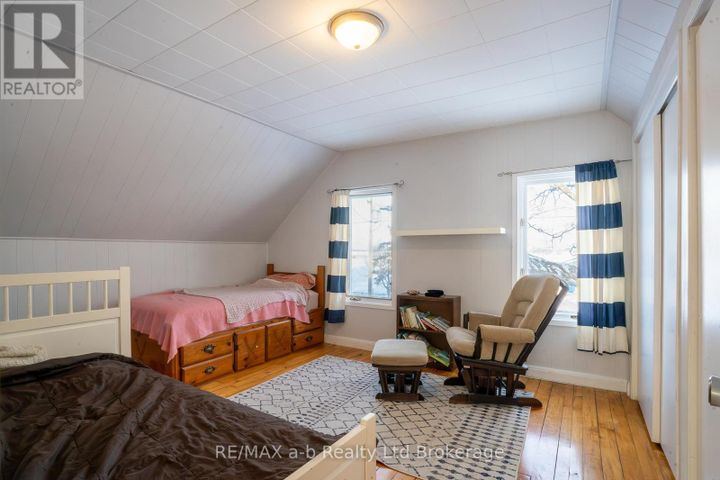 312895-dereham-line-south-west-oxford-dereham-centre-18 at 312895 Dereham Line, South-West Oxford (Dereham Centre)