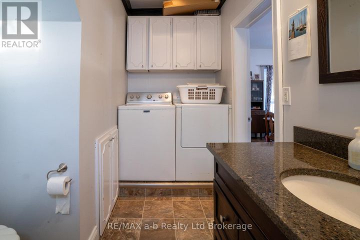 312895-dereham-line-south-west-oxford-dereham-centre-21 at 312895 Dereham Line, South-West Oxford (Dereham Centre)