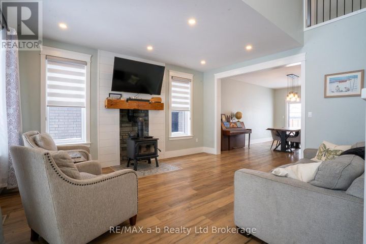 82-sunview-drive-norwich-norwich-town-02 at 82 Sunview Drive, Norwich (Norwich Town)