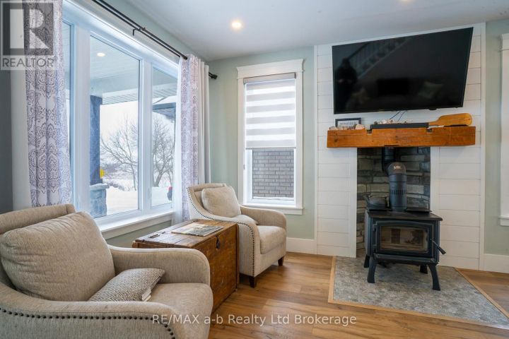 82-sunview-drive-norwich-norwich-town-03 at 82 Sunview Drive, Norwich (Norwich Town)