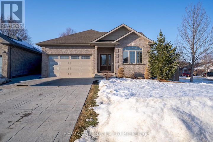 7-irving-drive-norwich-town-norwich-02 at 7 Irving Drive, Norwich Town, Norwich