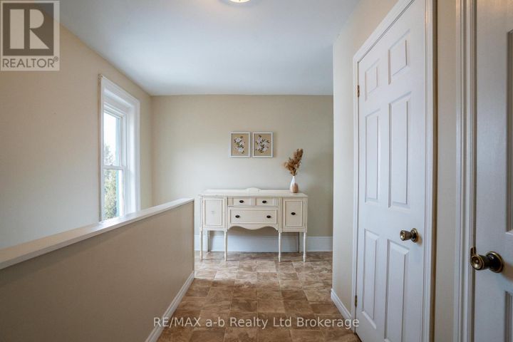 405094-beaconsfield-road-rural-norwich-norwich-12 at 405094 Beaconsfield Road, Rural Norwich, Norwich