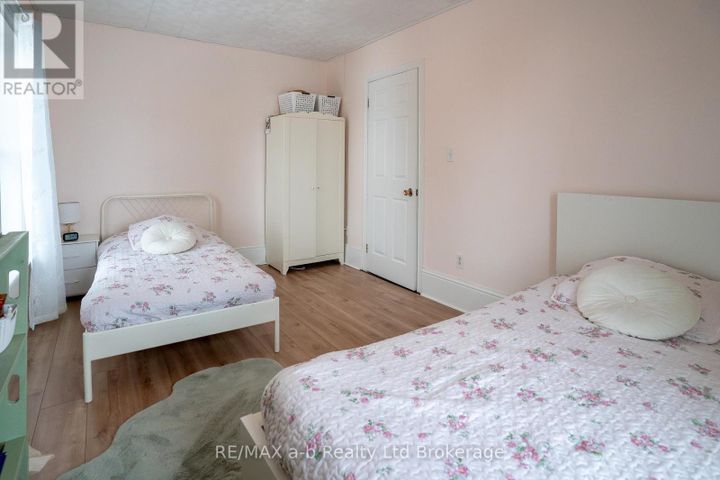 405094-beaconsfield-road-rural-norwich-norwich-18 at 405094 Beaconsfield Road, Rural Norwich, Norwich