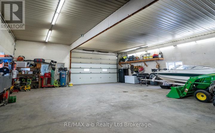 405094-beaconsfield-road-rural-norwich-norwich-25 at 405094 Beaconsfield Road, Rural Norwich, Norwich