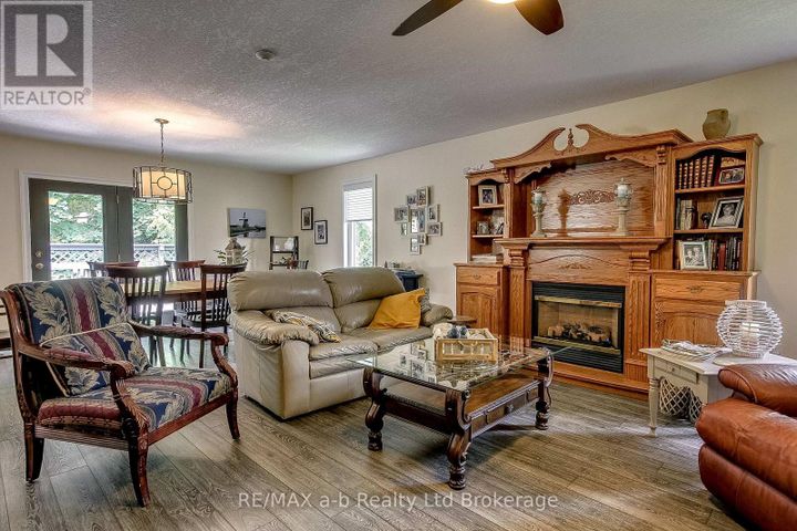 25-main-street-e-norwich-town-norwich-08 at 25 E Main Street, Norwich Town, Norwich