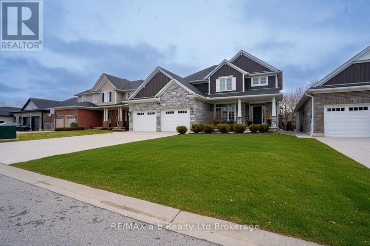 30-brookside-lane-tillsonburg-tillsonburg-02 at 30 Brookside Lane, Tillsonburg