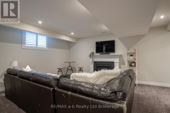 30-brookside-lane-tillsonburg-tillsonburg-24 at 30 Brookside Lane, Tillsonburg