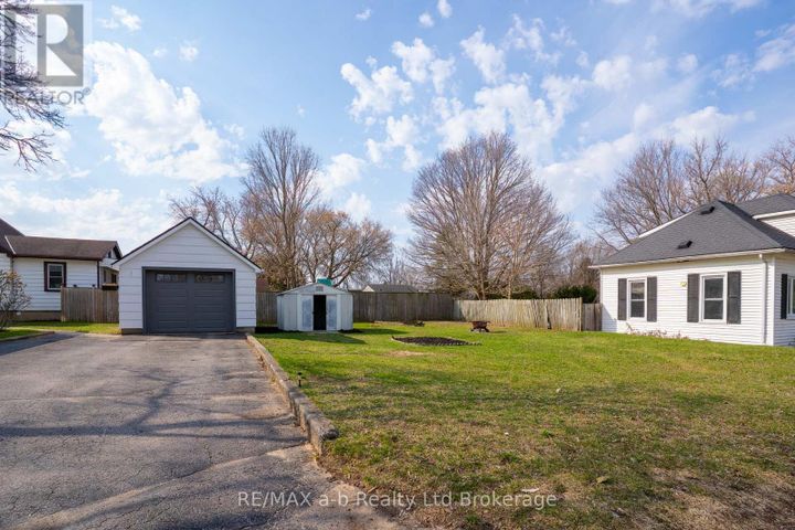 7-ball-street-tillsonburg-tillsonburg-04 at 7 Ball Street, Tillsonburg