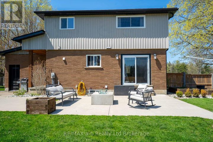 144718-potters-road-rural-norwich-norwich-08 at 144718 Potters Road, Rural Norwich, Norwich