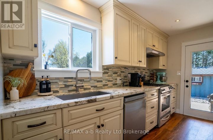 144718-potters-road-rural-norwich-norwich-12 at 144718 Potters Road, Rural Norwich, Norwich