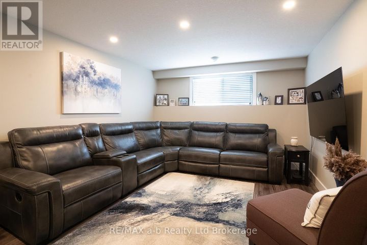 136-maple-lane-tillsonburg-tillsonburg-22 at 136 Maple Lane, Tillsonburg