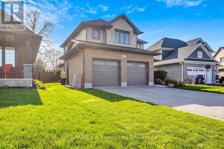 7-arnold-street-tillsonburg-tillsonburg-02 at 7 Arnold Street, Tillsonburg