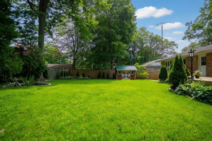 4 at 88 N Street W, Tillsonburg