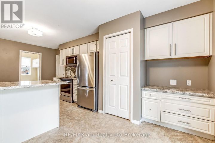 39-primrose-drive-tillsonburg-tillsonburg-08 at 39 Primrose Drive, Tillsonburg