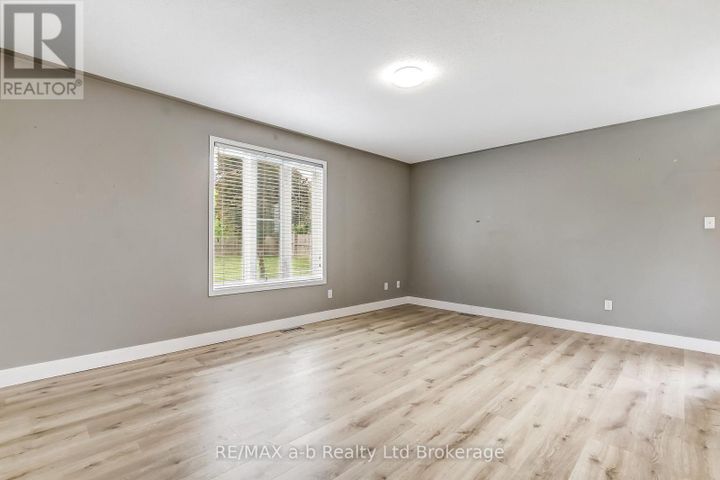 39-primrose-drive-tillsonburg-tillsonburg-11 at 39 Primrose Drive, Tillsonburg