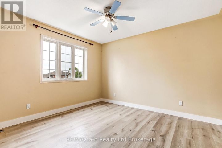 39-primrose-drive-tillsonburg-tillsonburg-14 at 39 Primrose Drive, Tillsonburg
