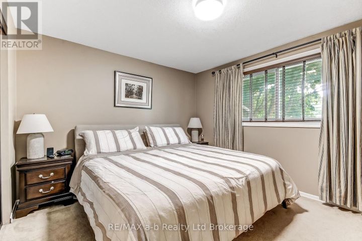45-carlyle-place-kitchener-14 at 45 Carlyle Place, Kitchener