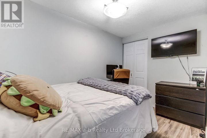 45-carlyle-place-kitchener-21 at 45 Carlyle Place, Kitchener