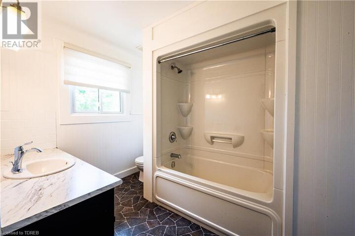 285687-airport-road-norwich-32 at 285687 Airport Road, Norwich