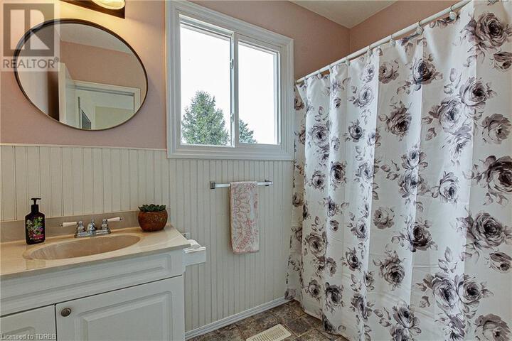 405121-beaconsfield-road-burgessville-23 at 405121 Beaconsfield Road