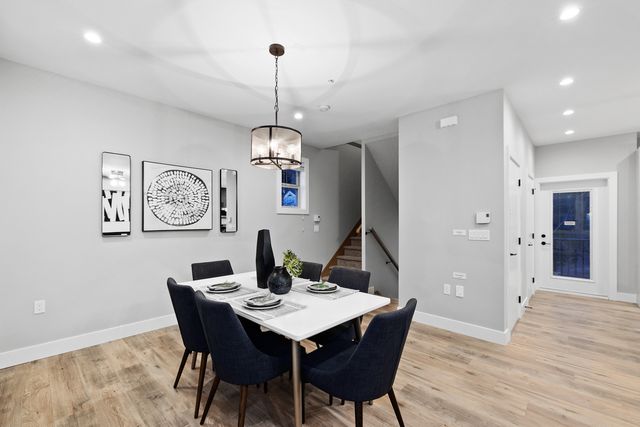 Main Level, Open Plan Living Space at 23711 132 Avenue, Maple Ridge
