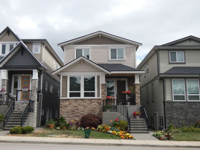 p1000807 at 1426 Finlay Street, South Surrey White Rock