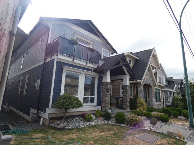 p1000835 at 1426 Finlay Street, South Surrey White Rock