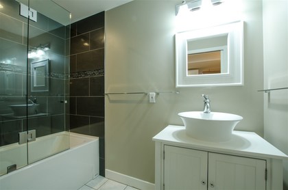 230-w-22nd-street-central-lonsdale-north-vancouver-17 at 230 W 22nd Street, Central Lonsdale, North Vancouver
