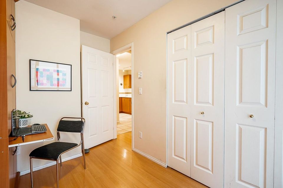 155-e-3rd-street-lower-lonsdale-north-vancouver-26 at 404 - 155 E 3rd Street, Lower Lonsdale, North Vancouver