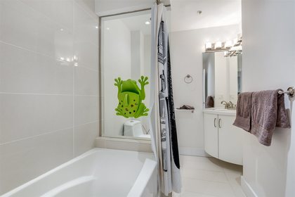 13.jpg at 304 - 88  Avenue, Lower Lonsdale, North Vancouver