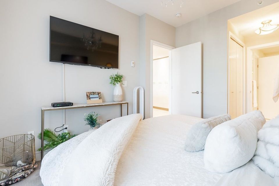 719-w-3rd-street-harbourside-north-vancouver-19 at 606 - 719 W 3rd Street, Harbourside, North Vancouver