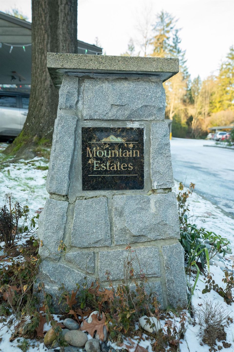 1930-cedar-village-crescent-westlynn-north-vancouver-28 at 53 - 1930 Cedar Village Crescent, Westlynn, North Vancouver